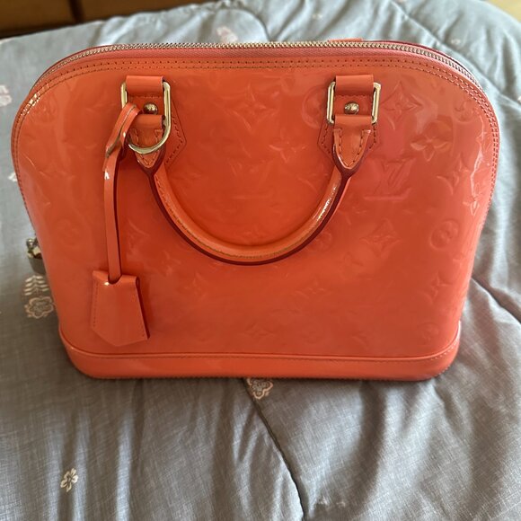 Louis Vuitton Rose Litchi Vernis Alma PM - Picture 1 of 16